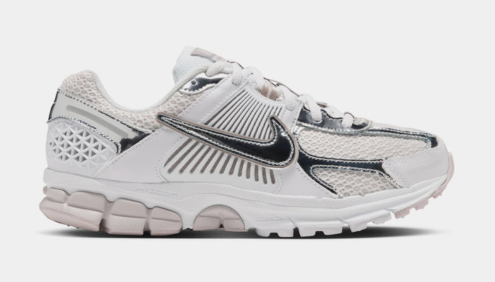 Zoom Vomero 5 Womens Running Shoes (White/Metallic Silver/Light Bone)