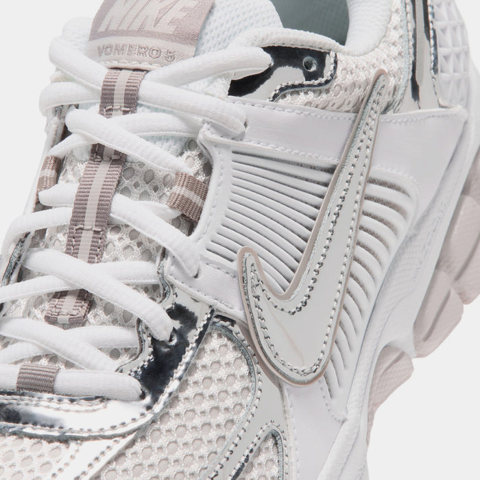 Zoom Vomero 5 Womens Running Shoes (White/Metallic Silver/Light Bone)